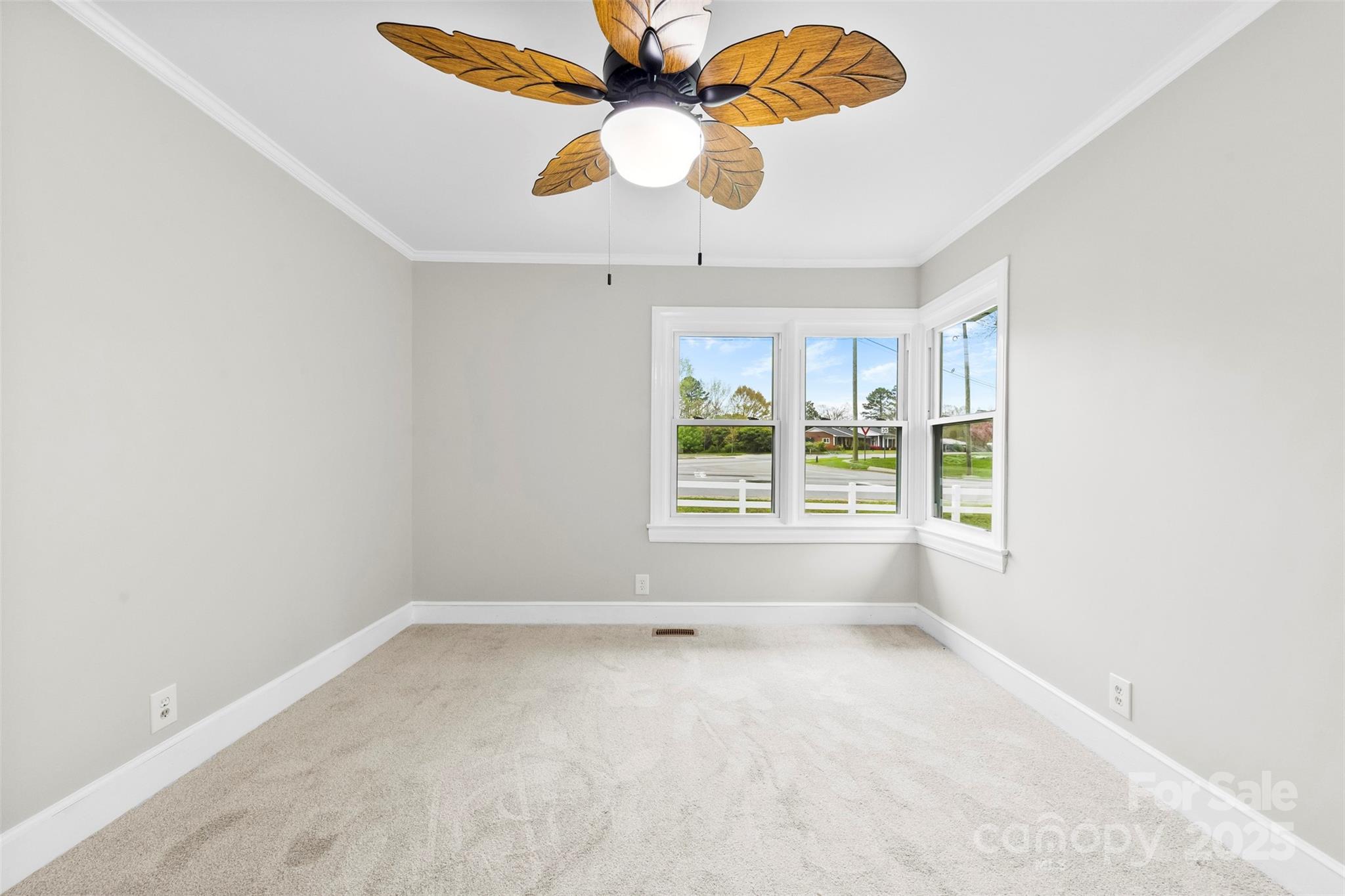 2300 Linwood Road Property Photo 15