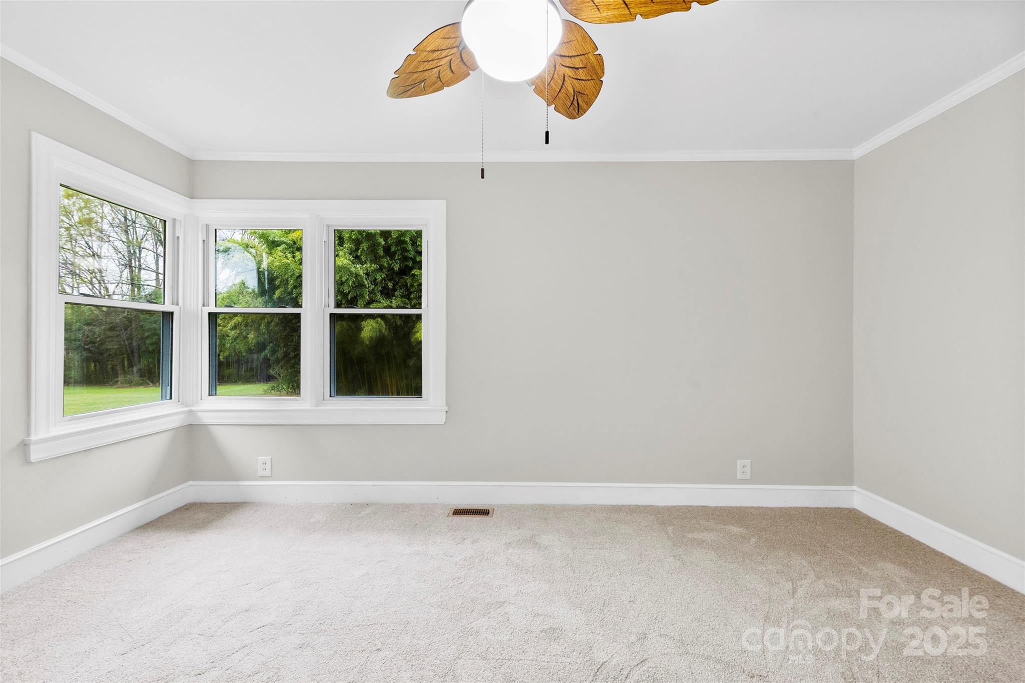2300 Linwood Road Property Photo 16