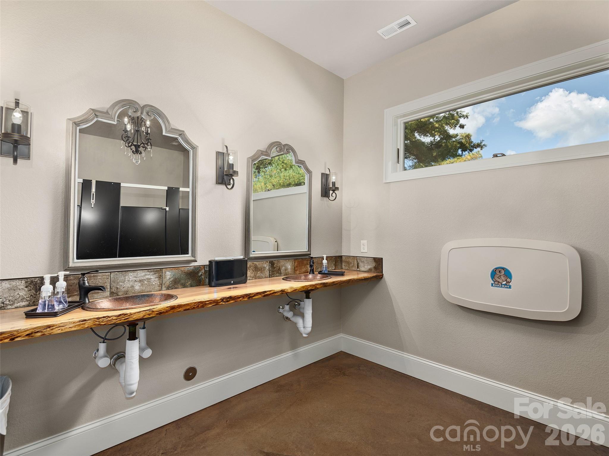 355 Johnson Drive Property Photo 20