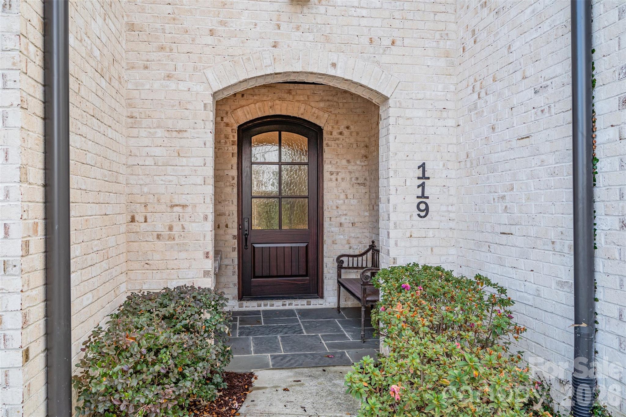 119 Thorncote Place Property Photo 3