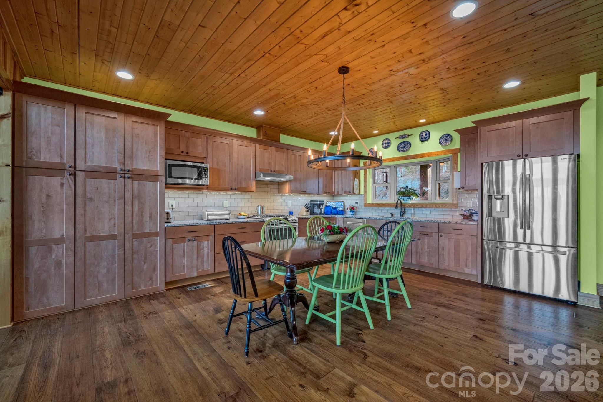 146 Sarinac Drive Property Photo 7