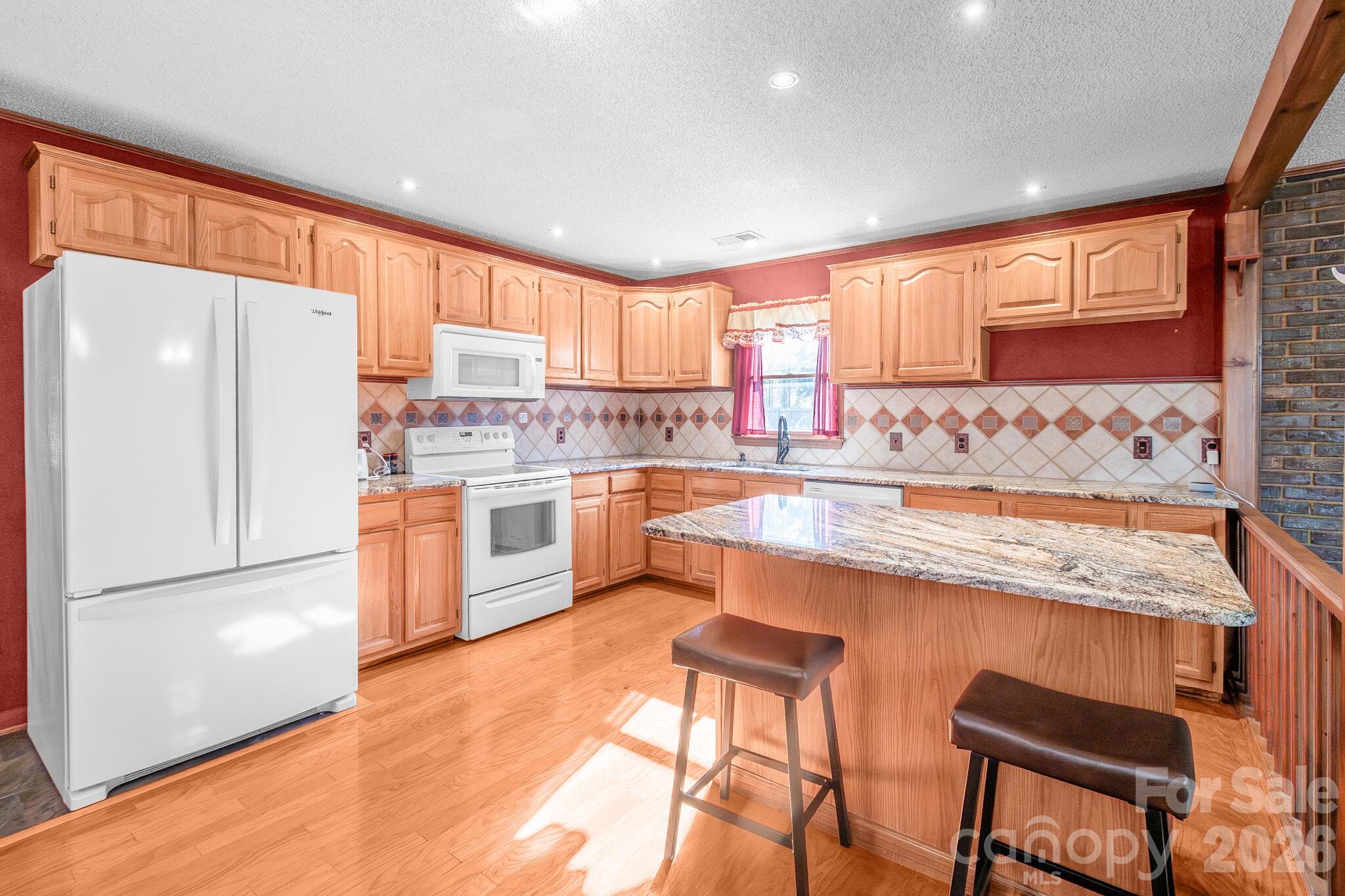 1295 Cattle Ridge Road Property Photo 9