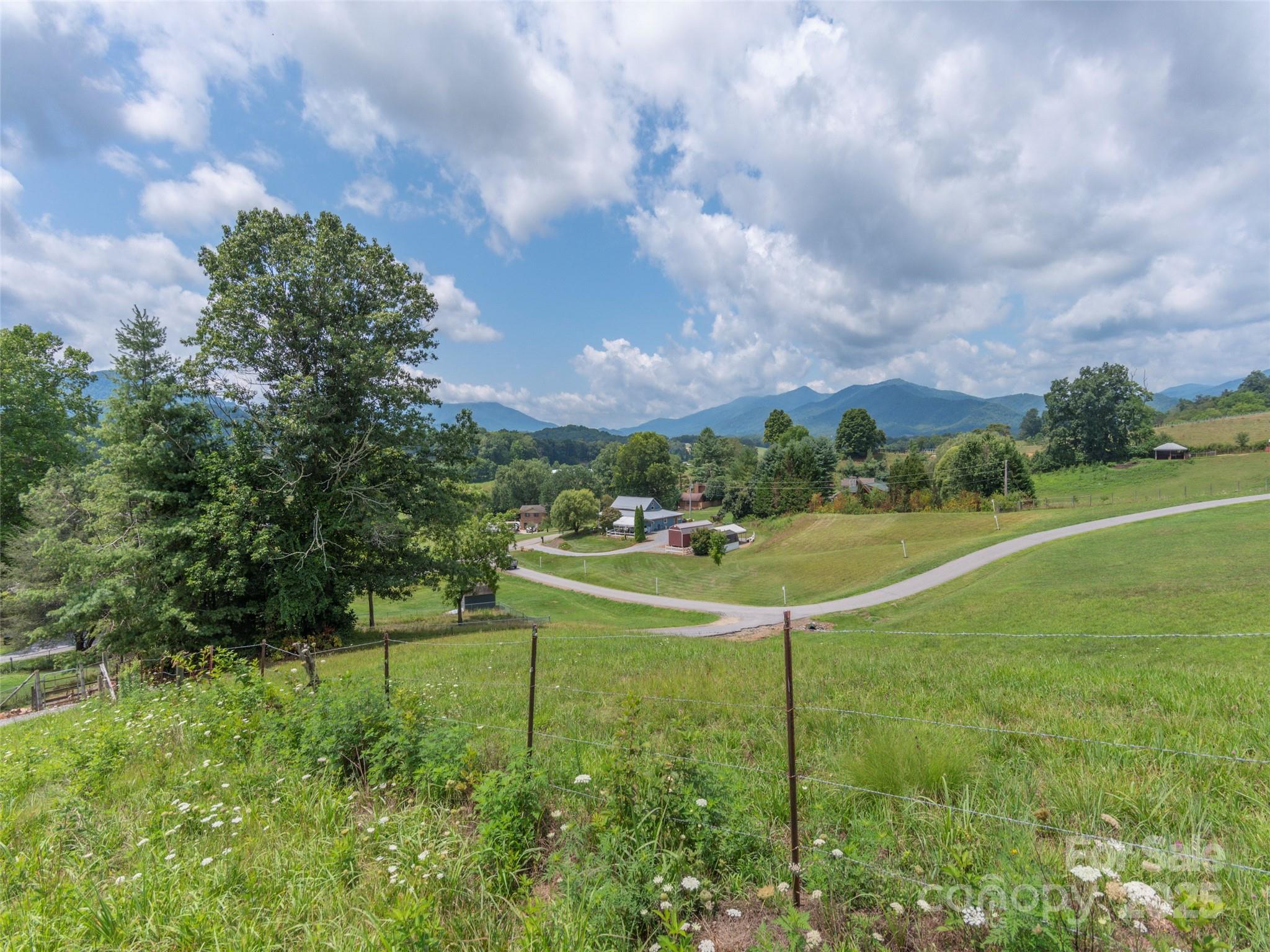 00 Bark Trail Property Photo 4