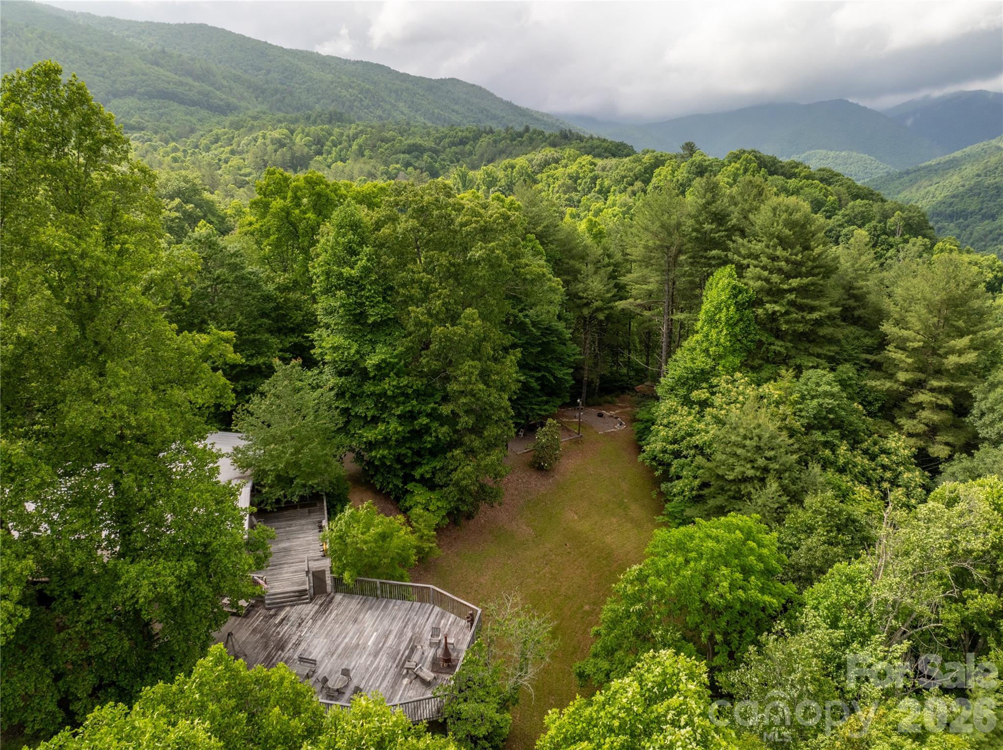 2736 White Oak Flats Road Property Photo 2