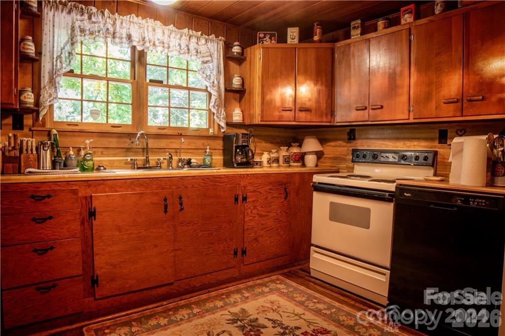 2736 White Oak Flats Road Property Photo 24