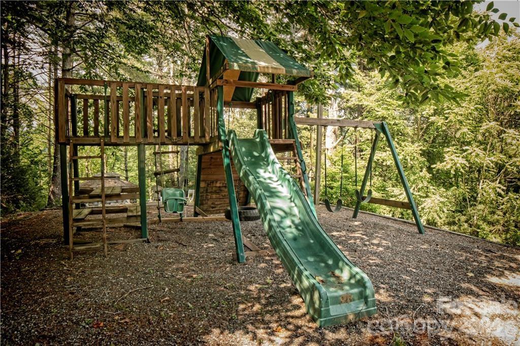 2736 White Oak Flats Road Property Photo 34