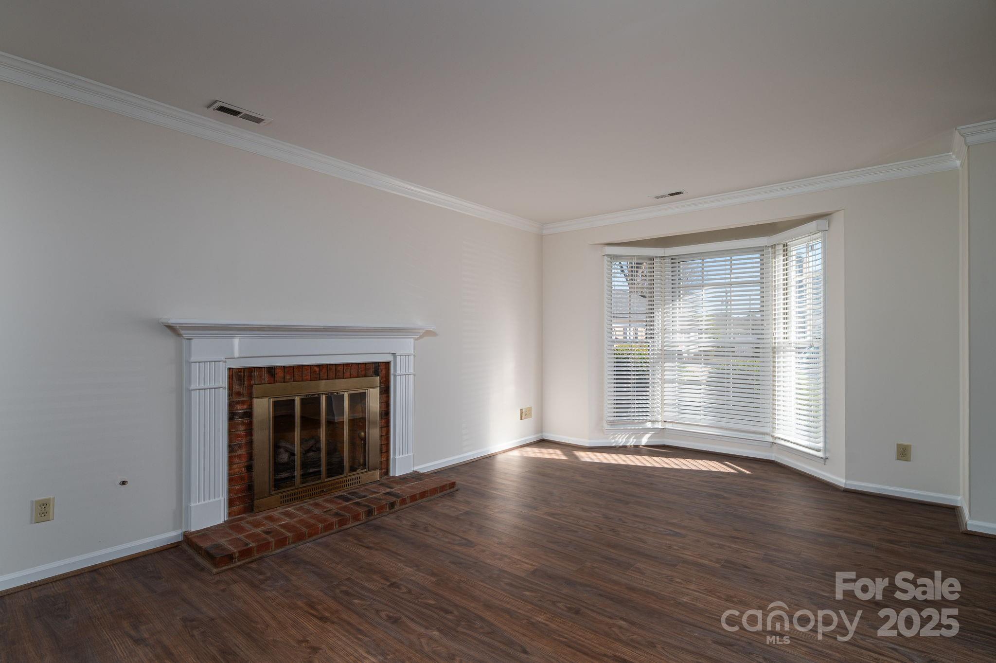 1212 E Franklin Boulevard D Property Photo 10