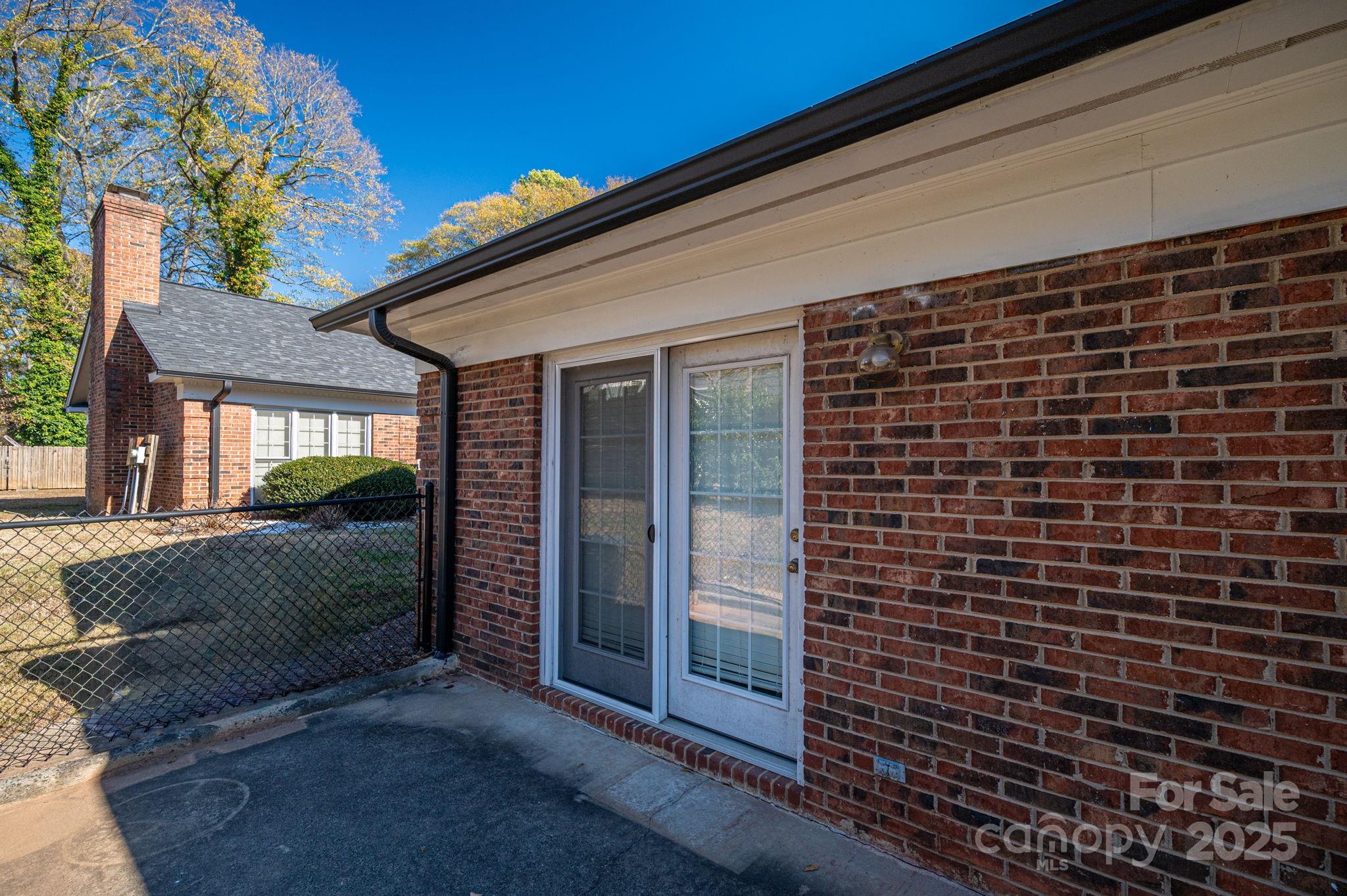 1212 E Franklin Boulevard D Property Photo 30