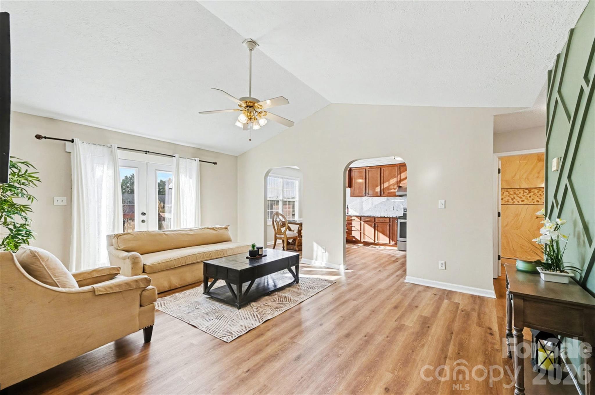 105 3rd Avenue Property Photo 7
