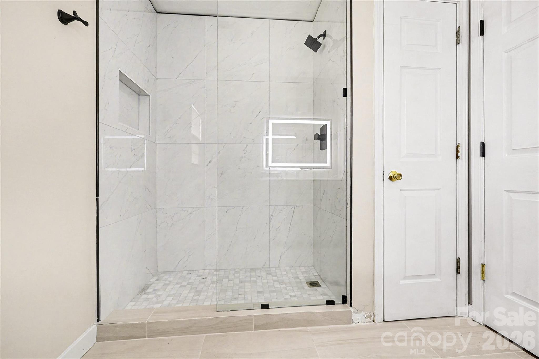 105 3rd Avenue Property Photo 22