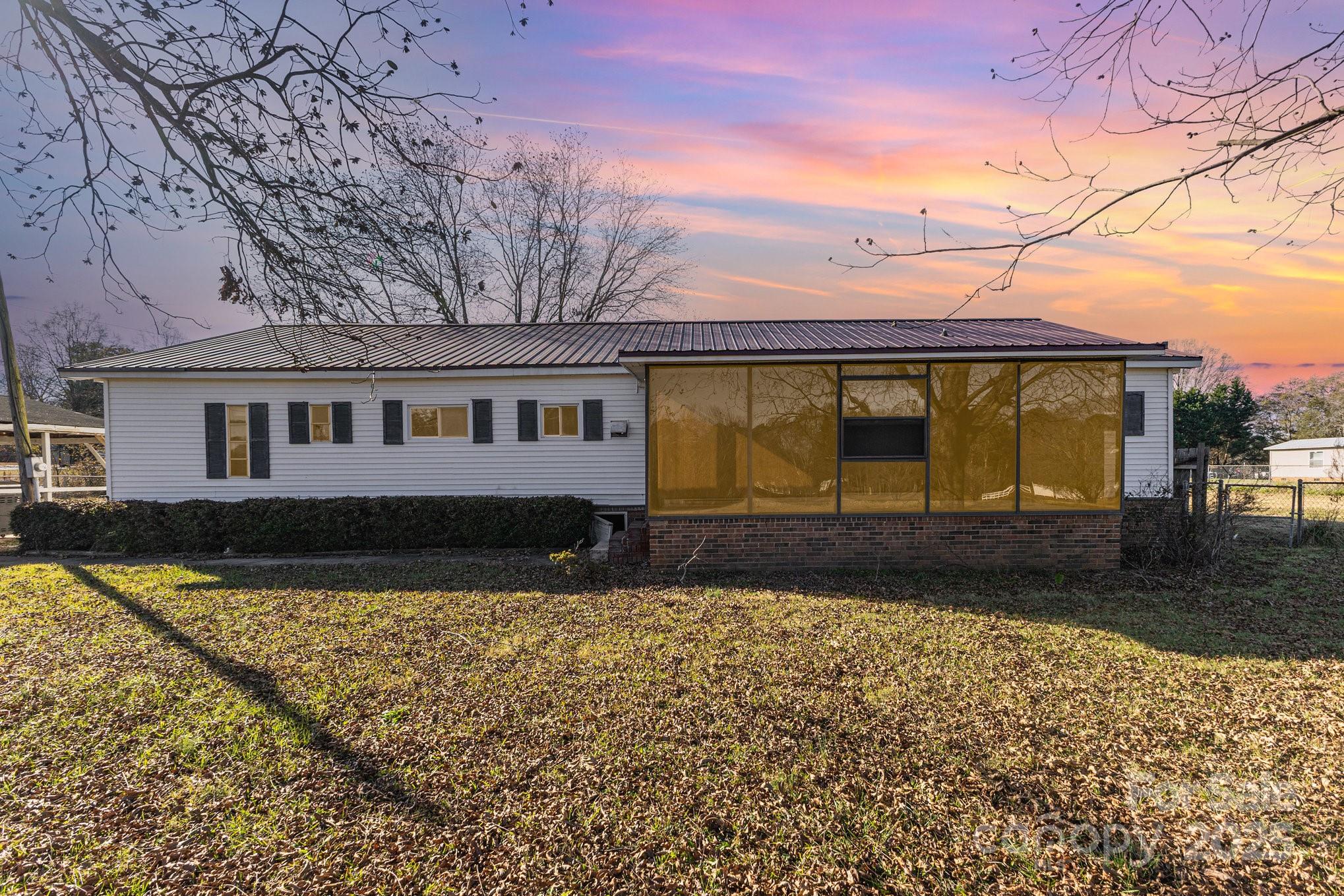 610 Osteen Road Property Photo 1