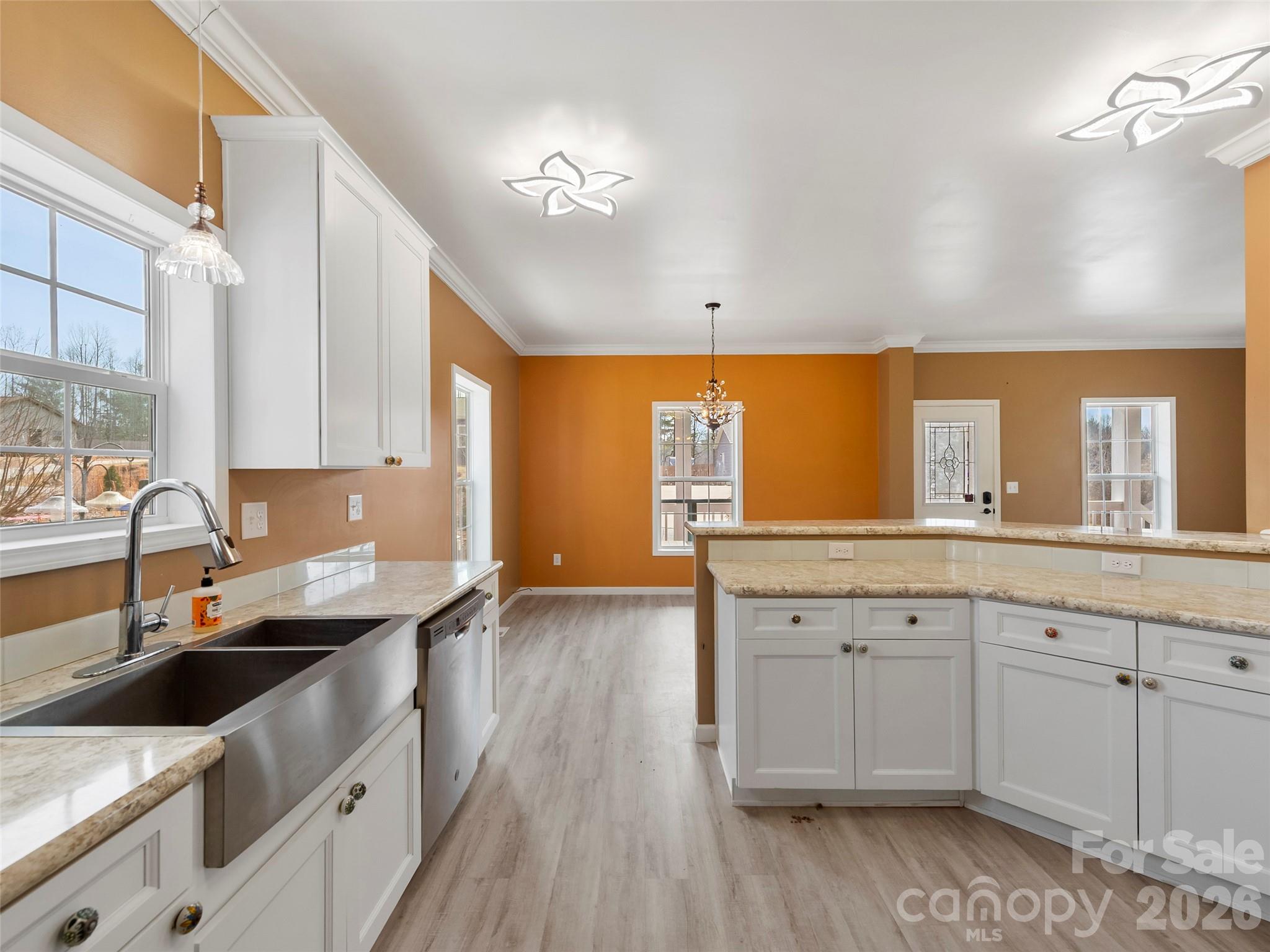 83 Moss Hill Drive Property Photo 8
