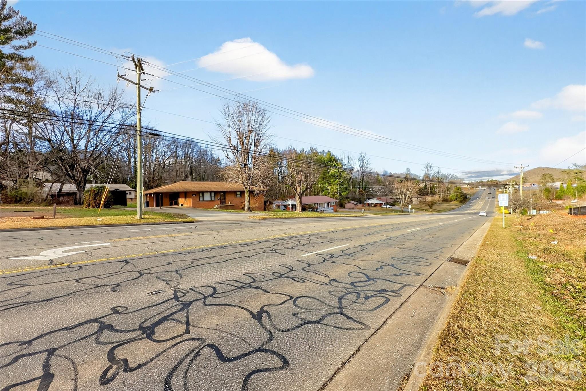 2390 Sugar Hill Road Property Photo 5