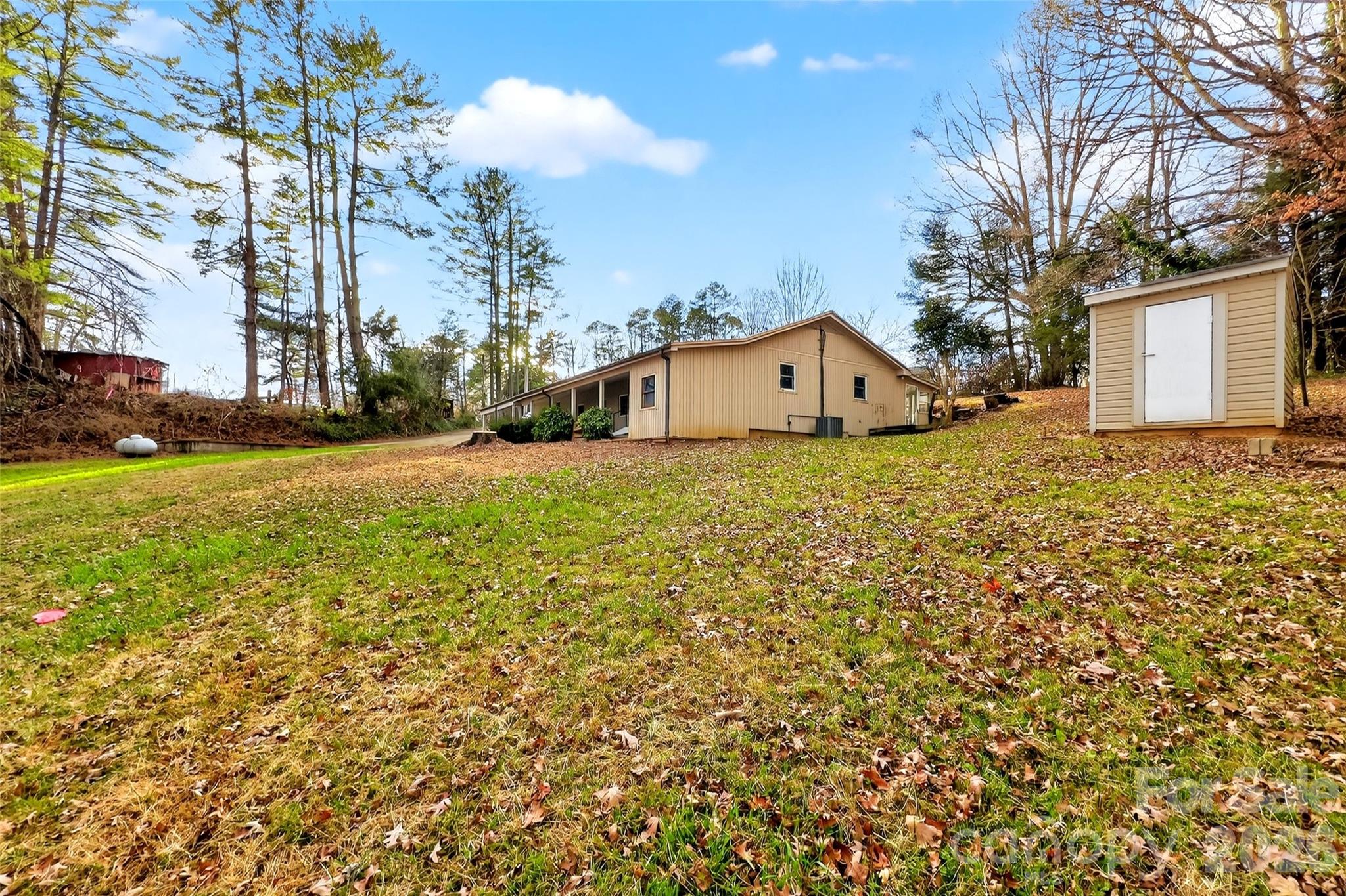 2390 Sugar Hill Road Property Photo 17