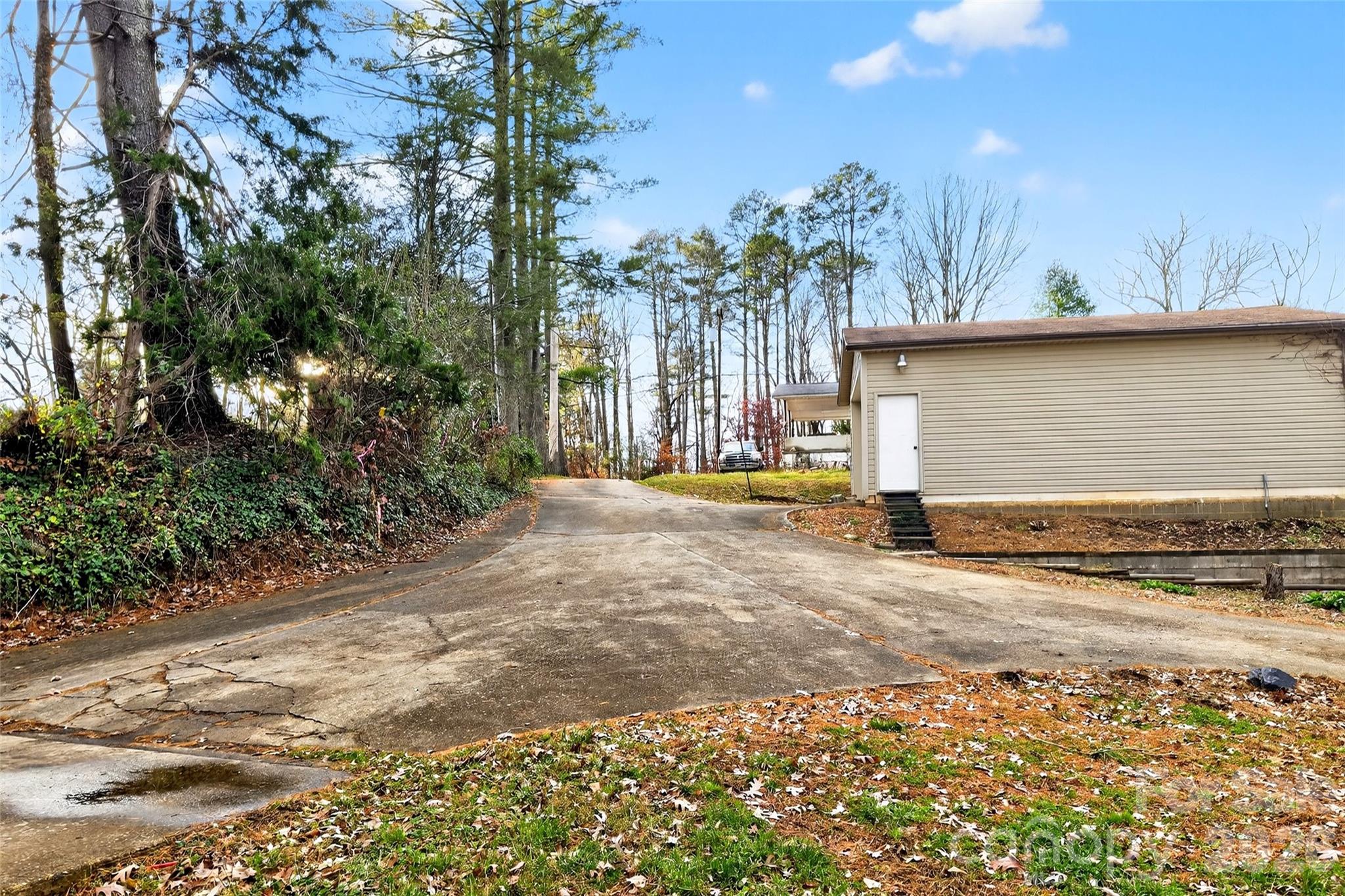 2390 Sugar Hill Road Property Photo 31