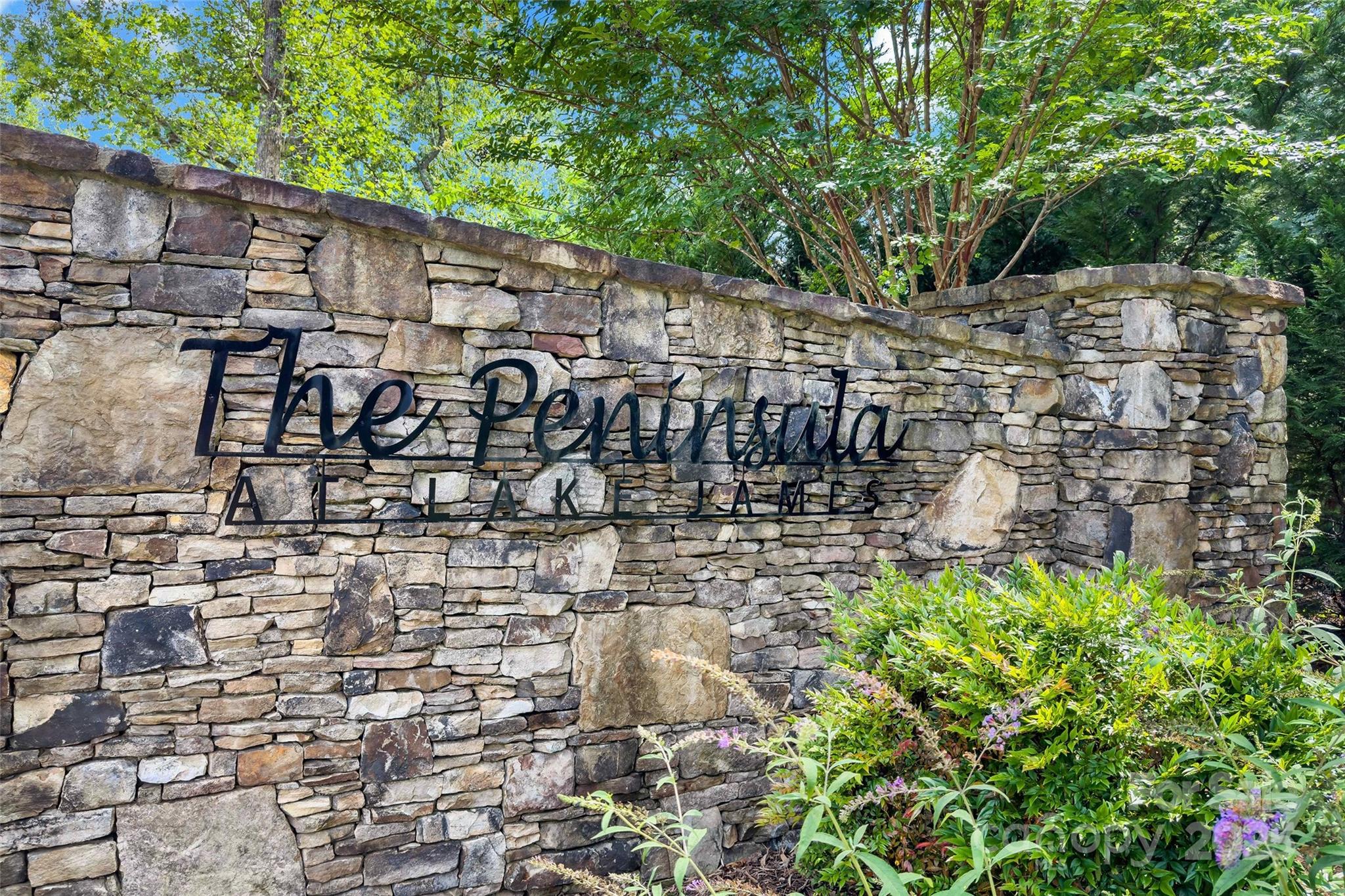 365 Peninsula Reserve Road 25 Property Photo 6