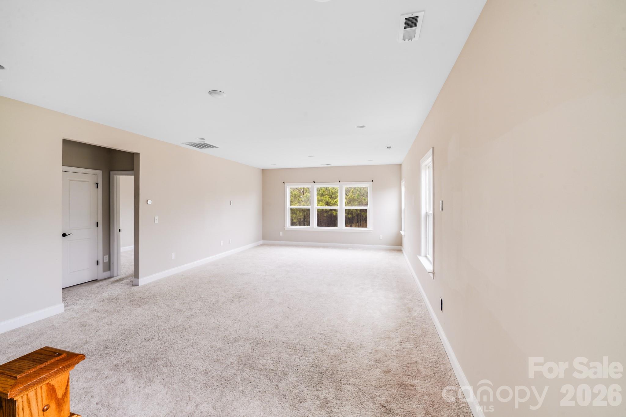 16004 Deer River Road Property Photo 5