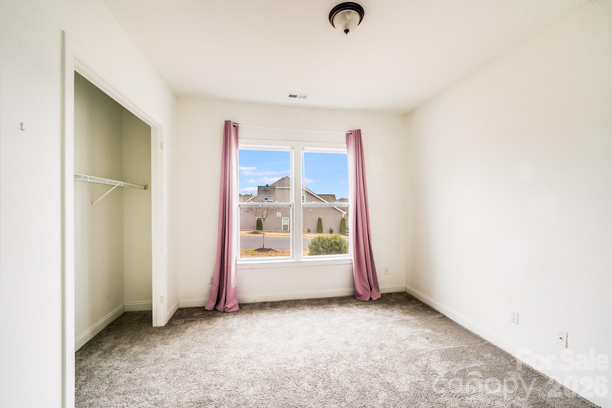 16004 Deer River Road Property Photo 9