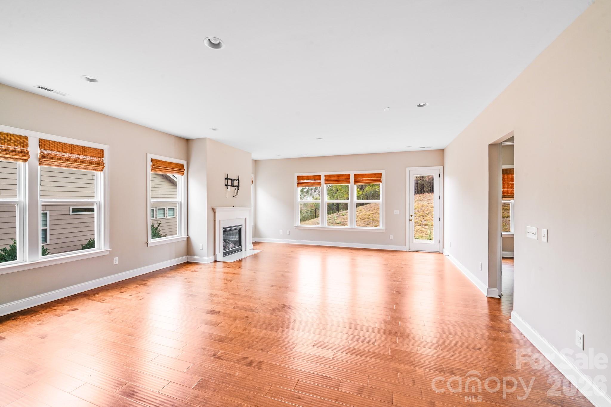 16004 Deer River Road Property Photo 11