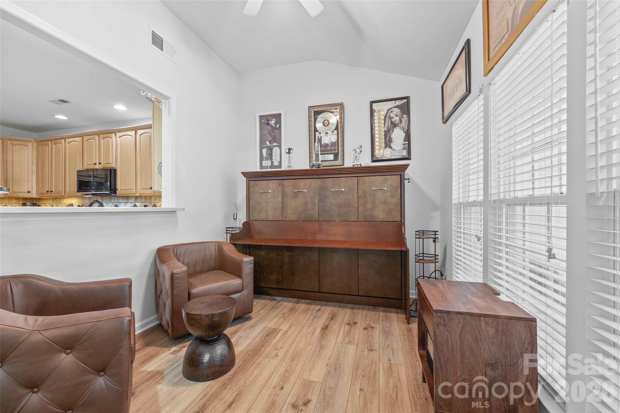 14569 Greenpoint Lane Property Photo 14