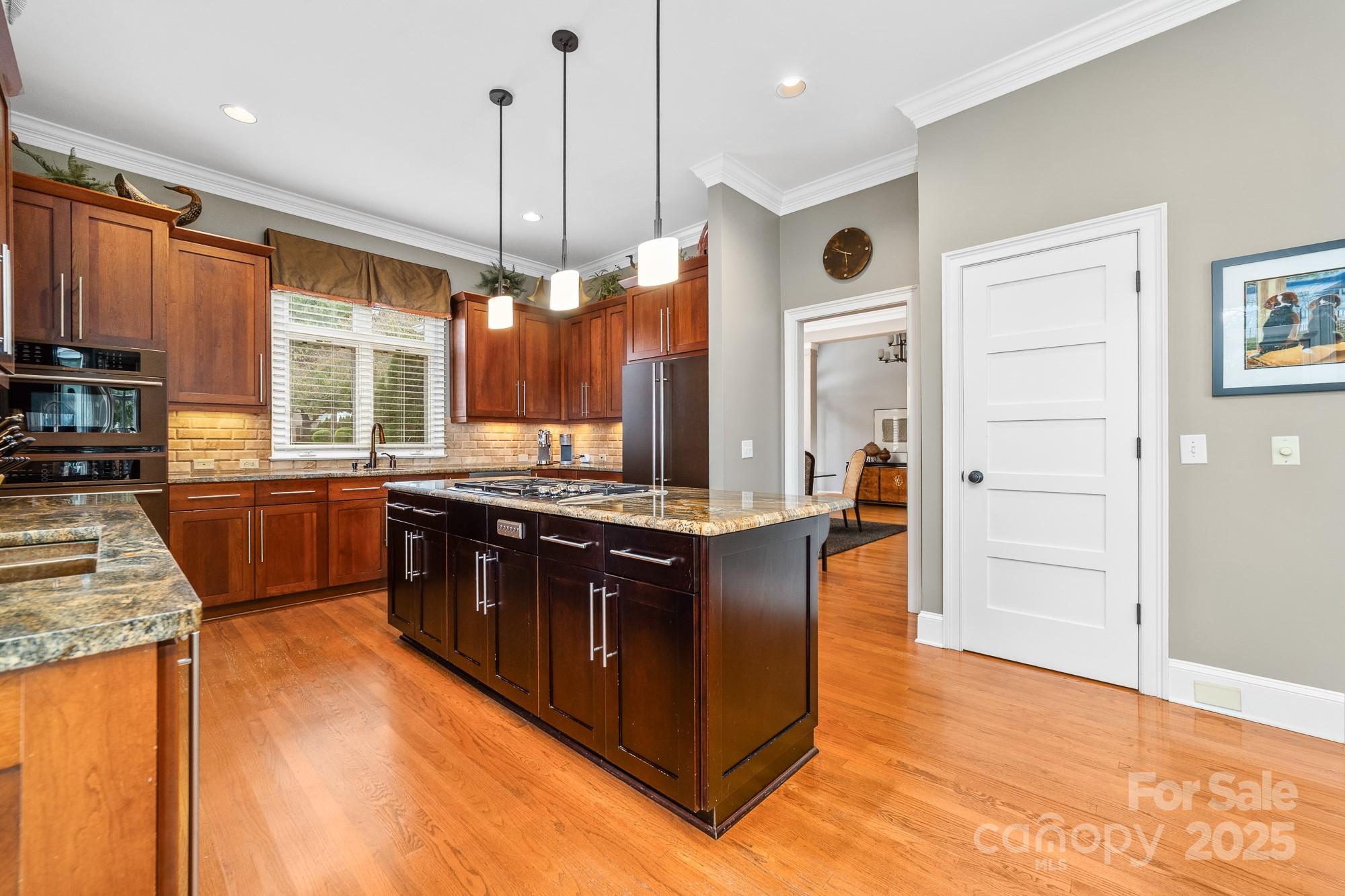 18316 Mainsail Pointe Drive Property Photo 11