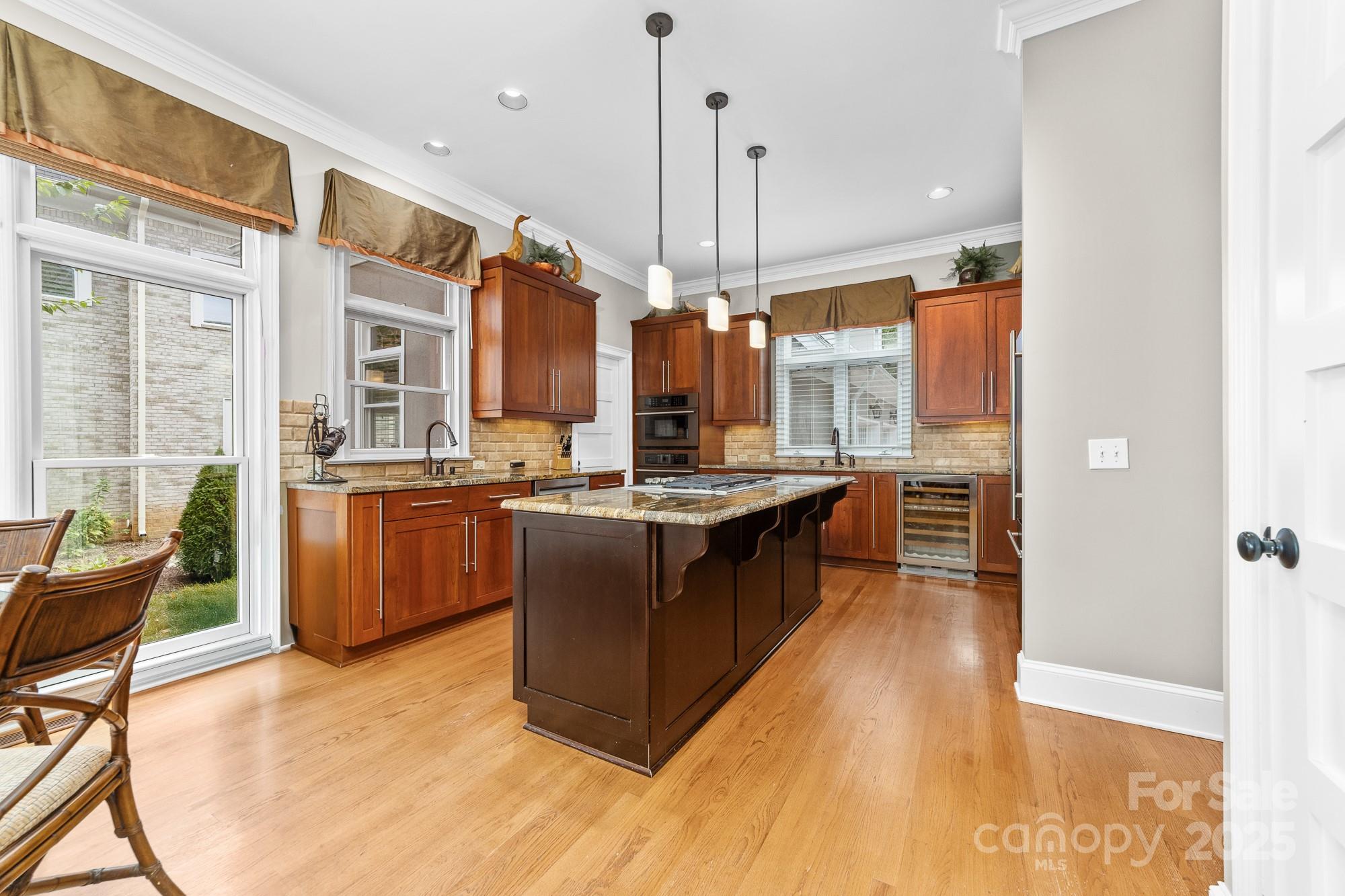 18316 Mainsail Pointe Drive Property Photo 12