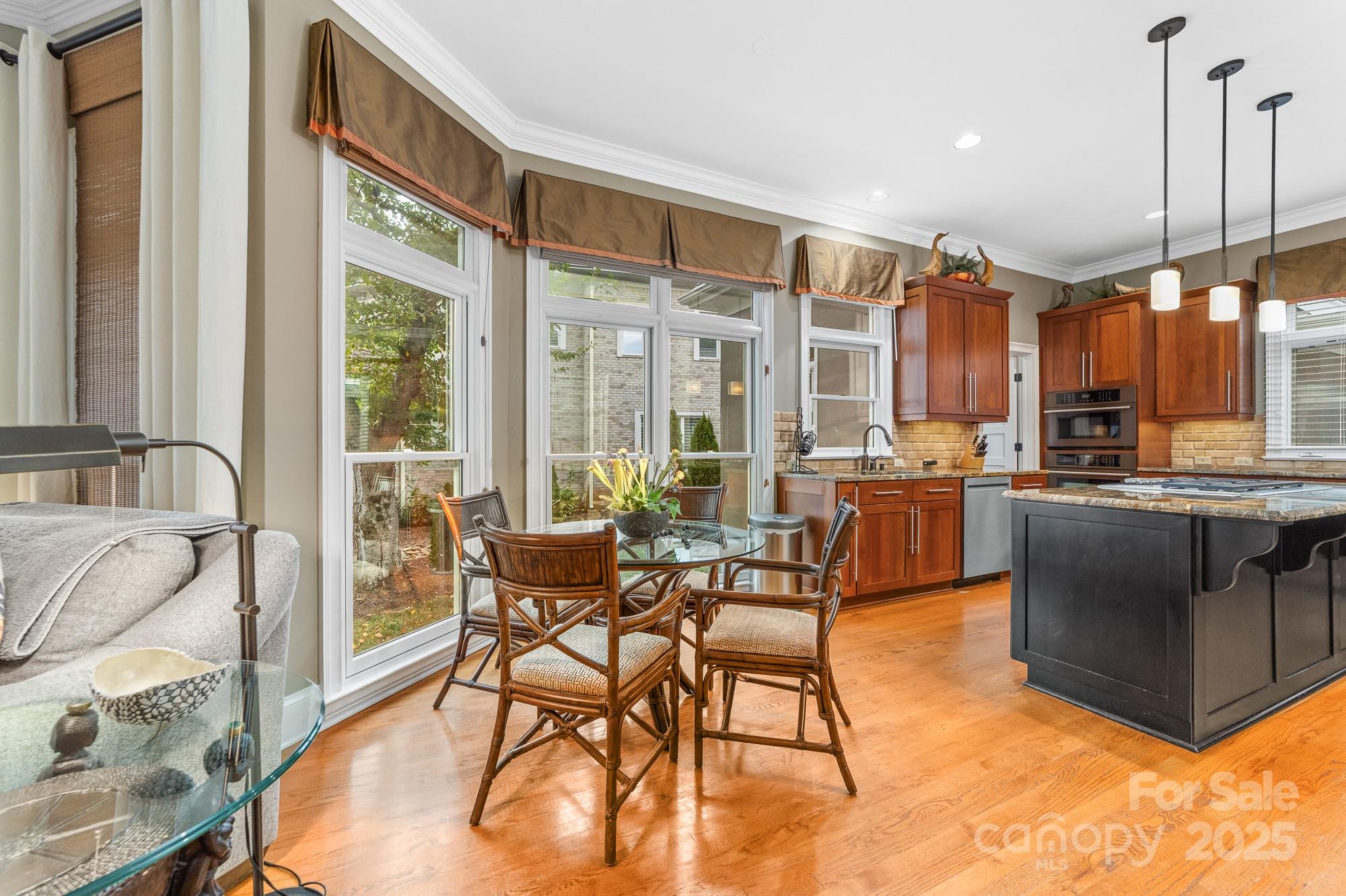 18316 Mainsail Pointe Drive Property Photo 13