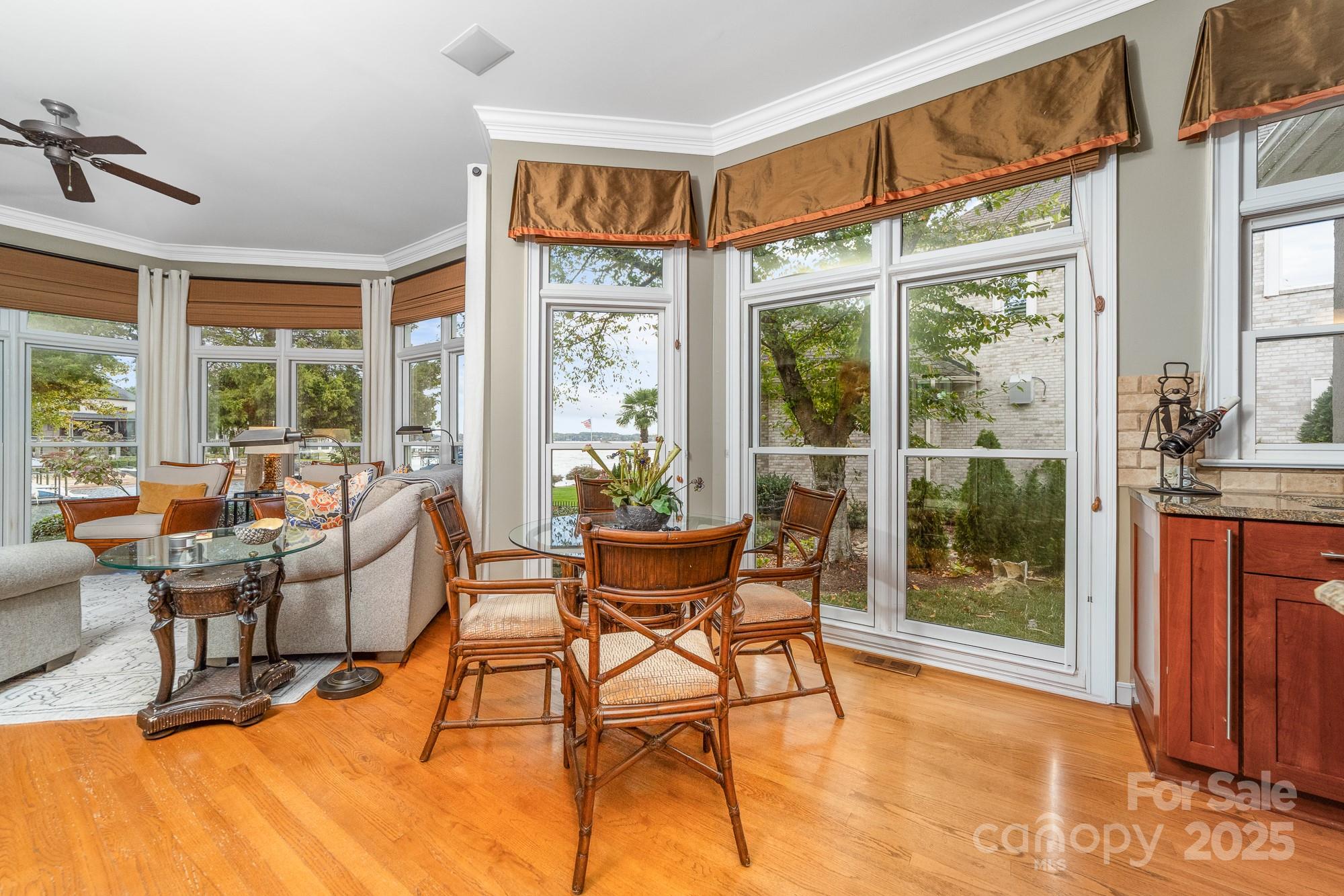 18316 Mainsail Pointe Drive Property Photo 14