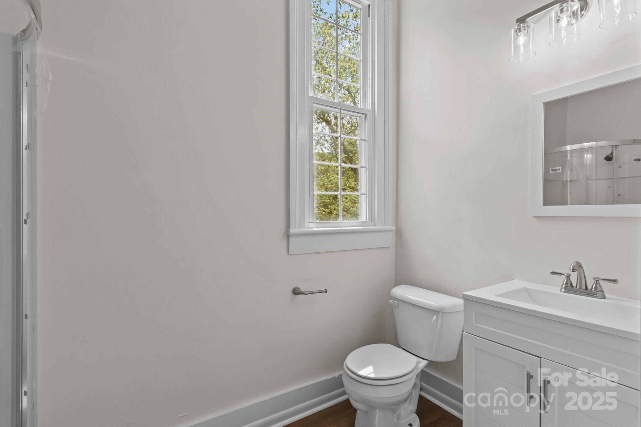 301 W Central Street Property Photo 20