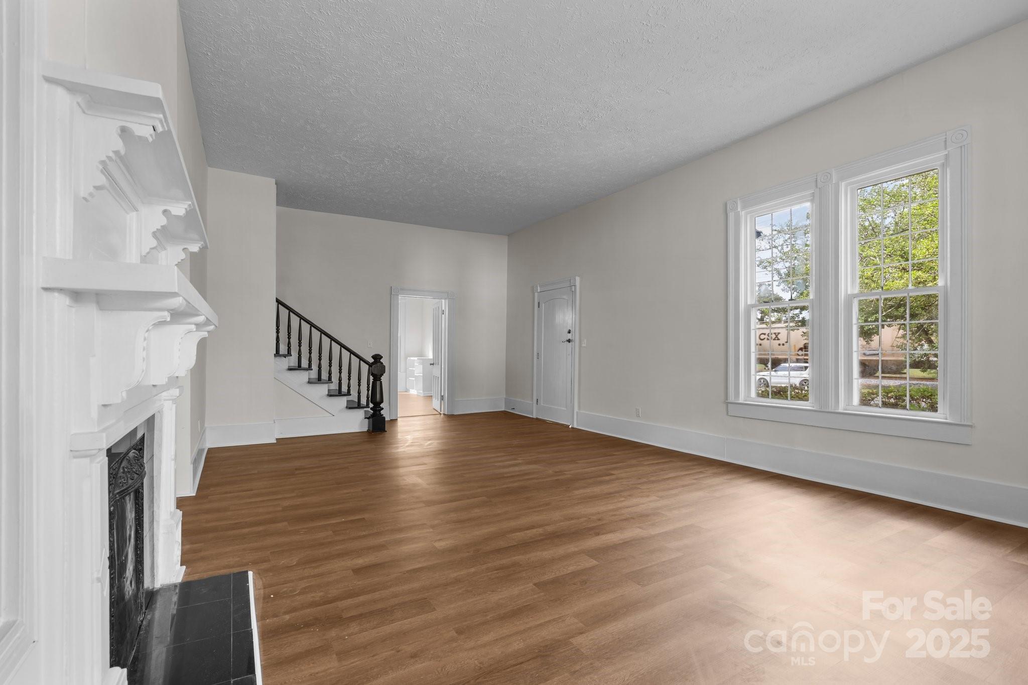 301 W Central Street Property Photo 42