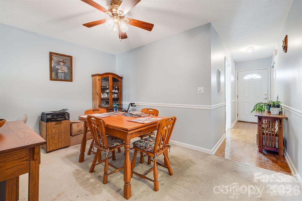 2904 Sagamore Lane Property Photo 11