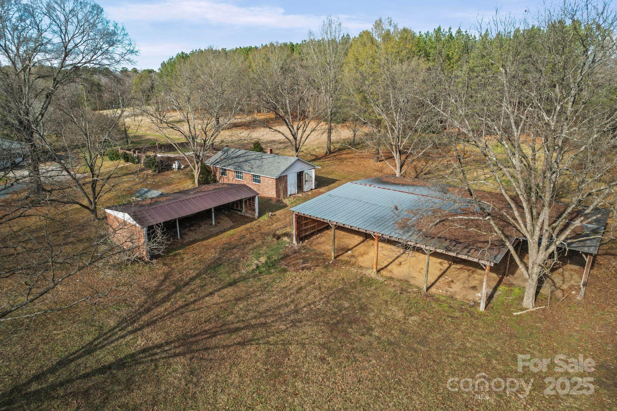 1223 Walker Road Property Photo 5