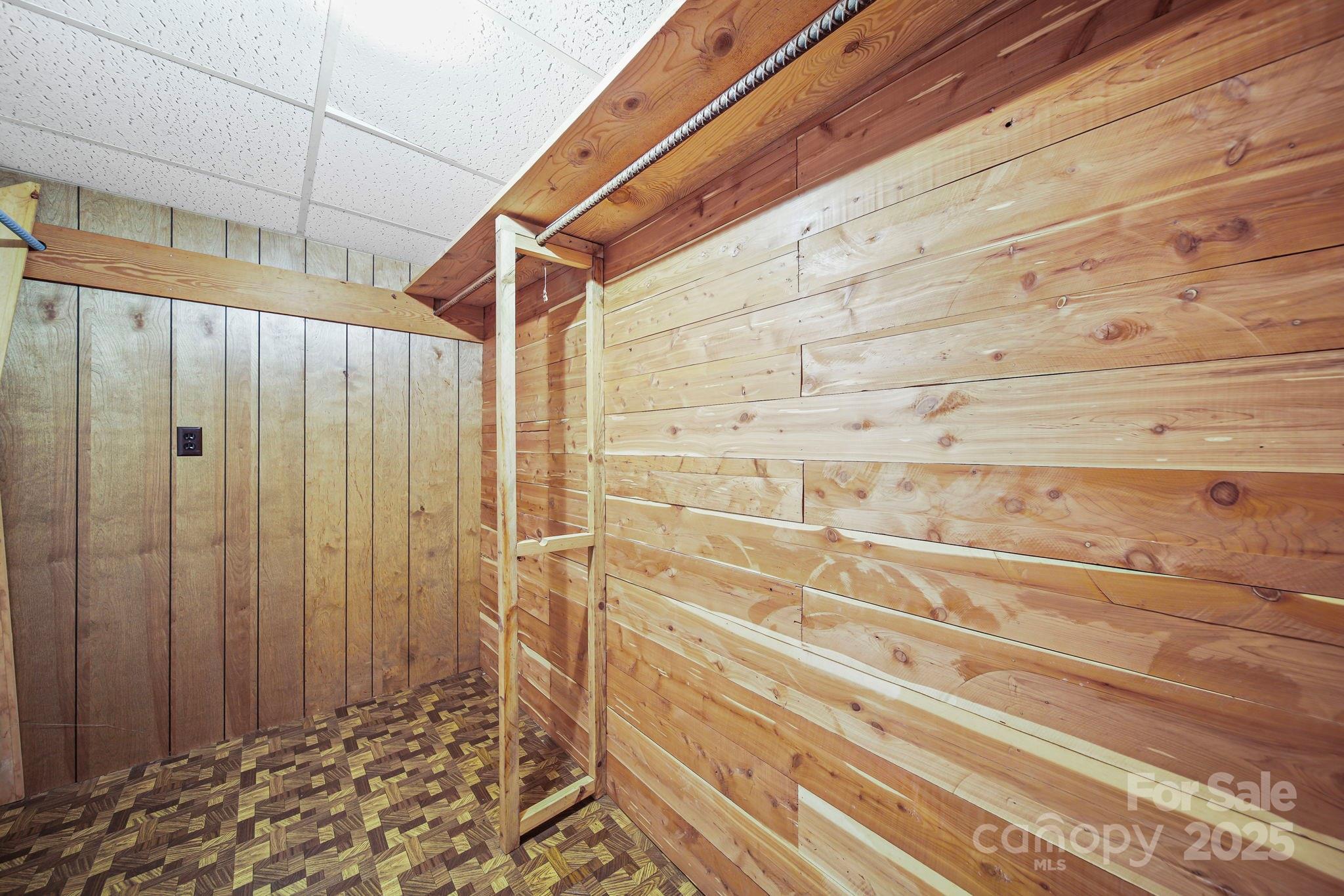 1223 Walker Road Property Photo 31
