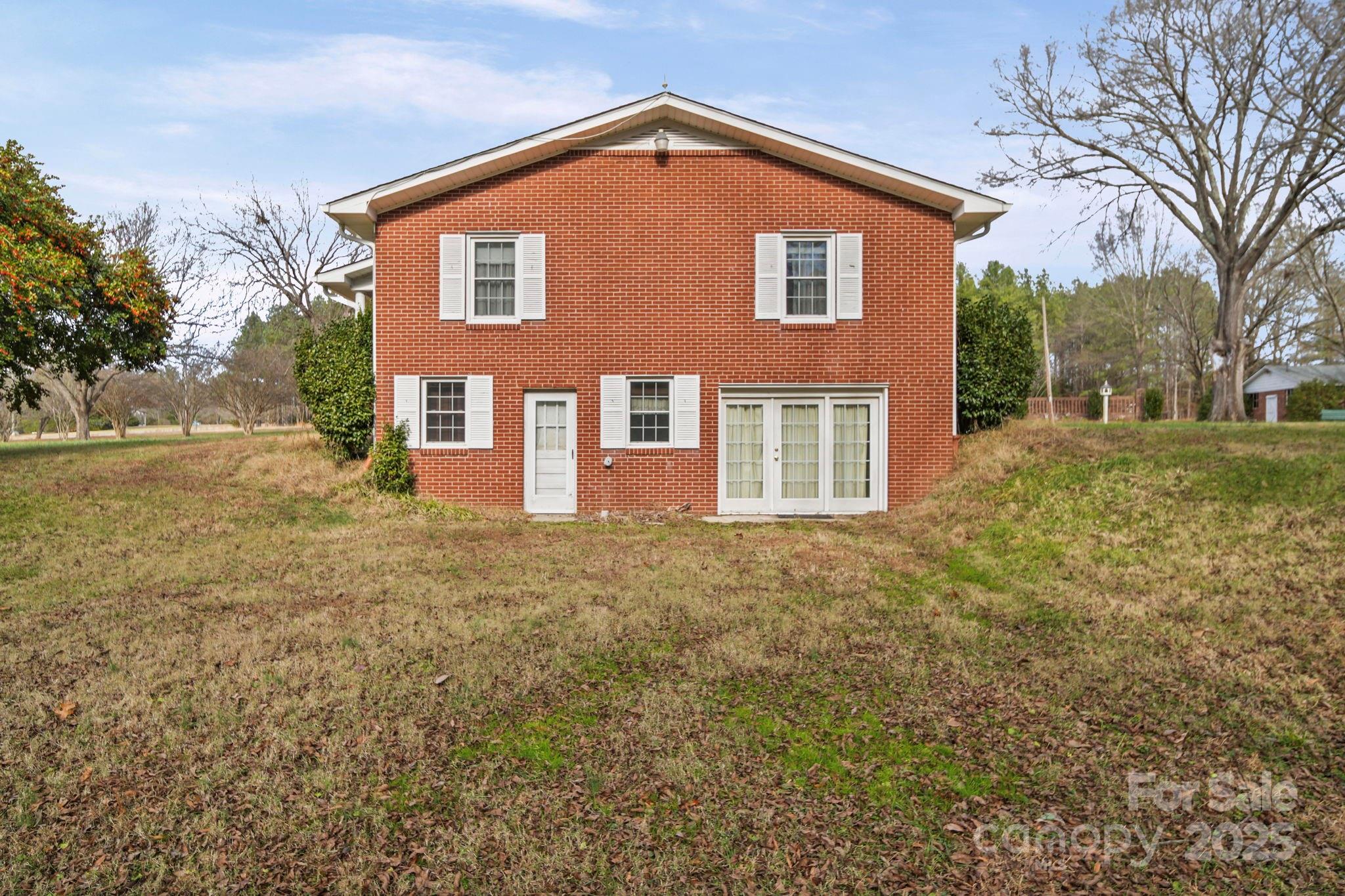 1223 Walker Road Property Photo 36