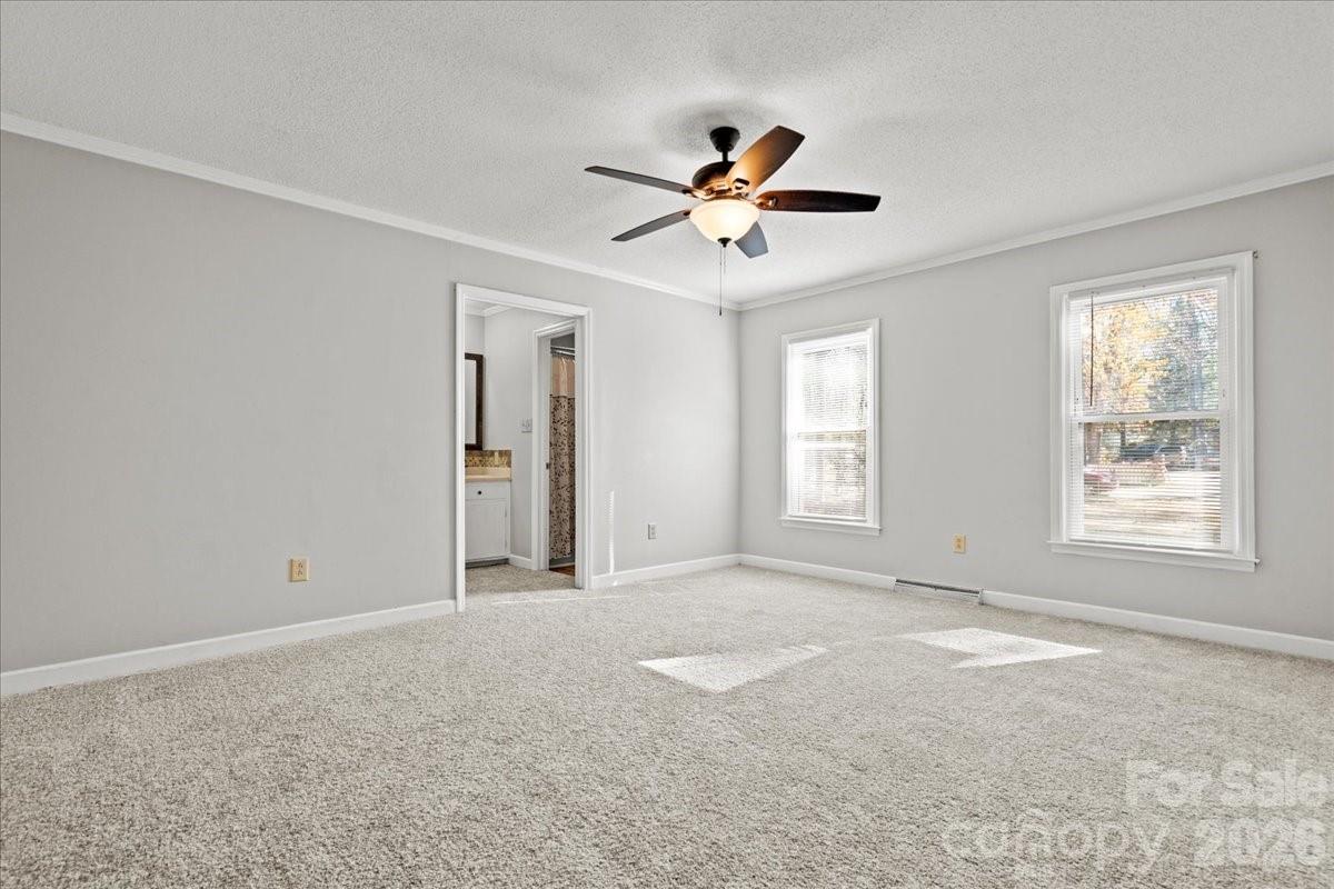 305 Virginia Avenue Property Photo 7