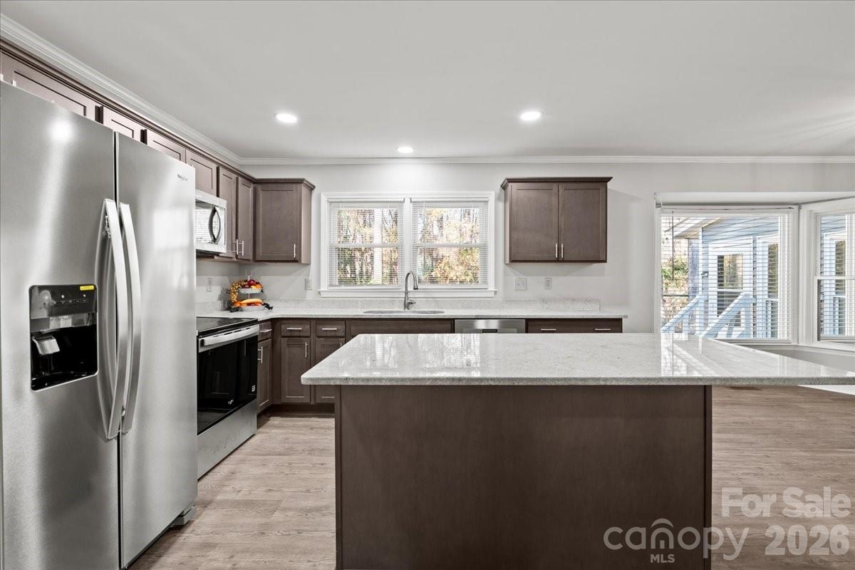 305 Virginia Avenue Property Photo 19