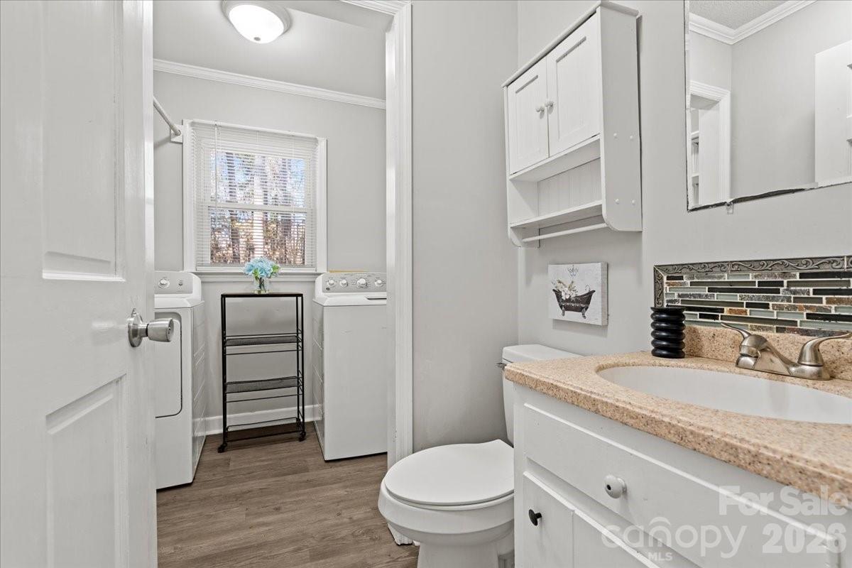305 Virginia Avenue Property Photo 24