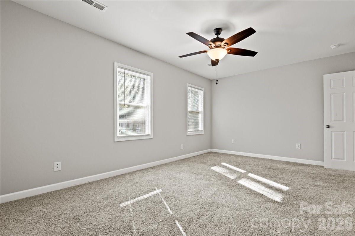 305 Virginia Avenue Property Photo 37