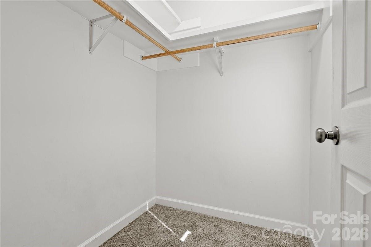 305 Virginia Avenue Property Photo 40