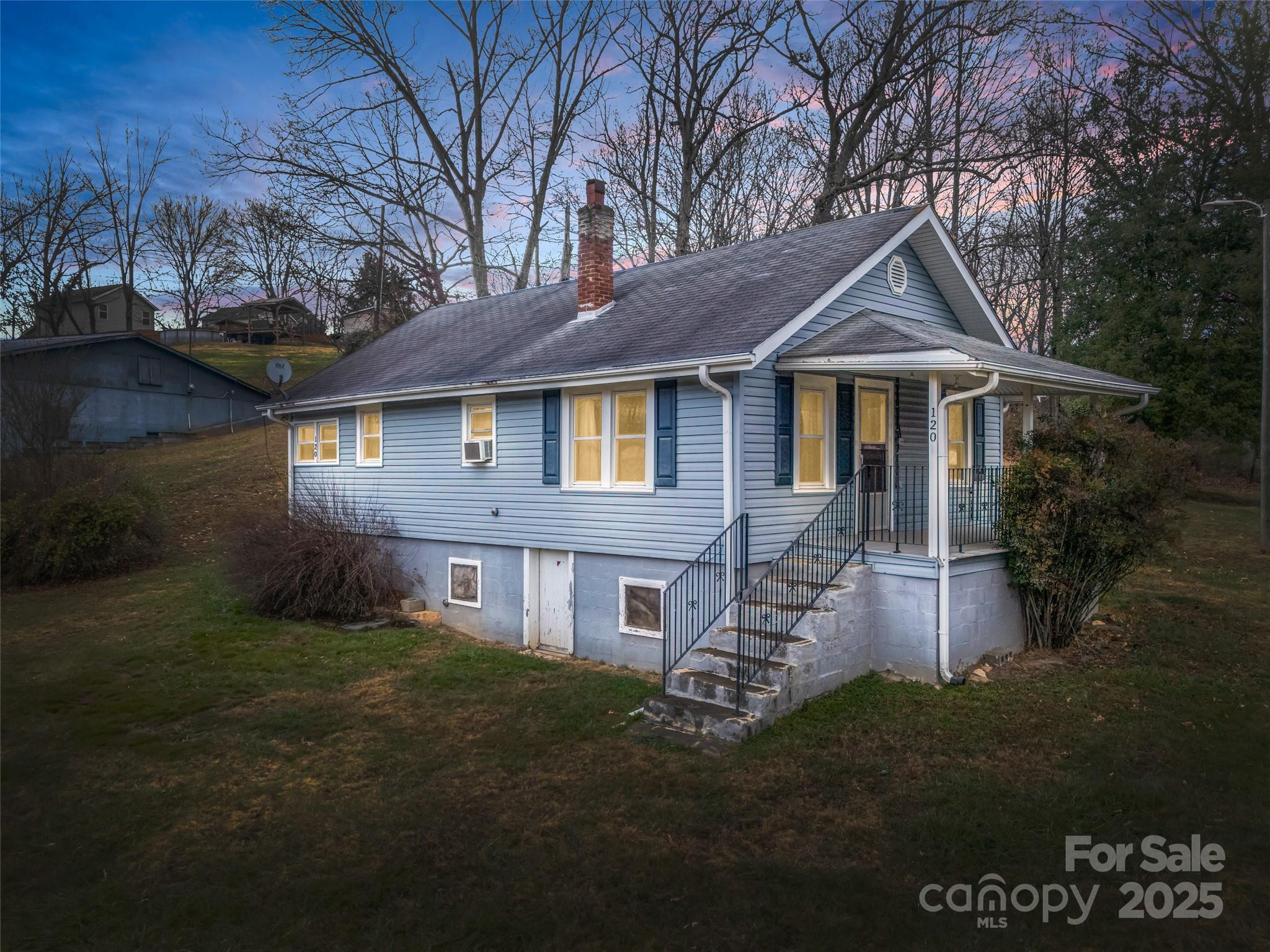 120 Maple Ridge Road Property Photo 1