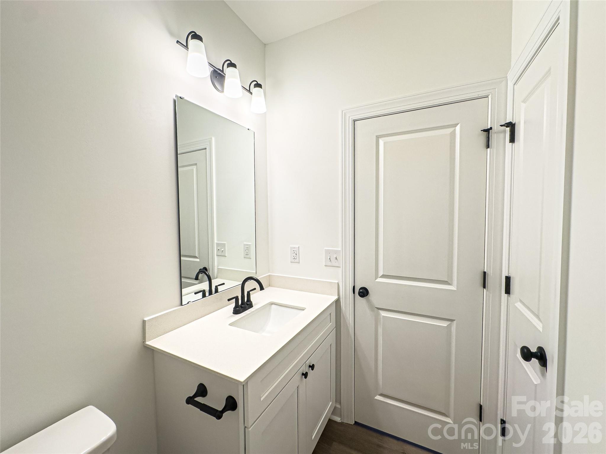1129 Grady Street Property Photo 11