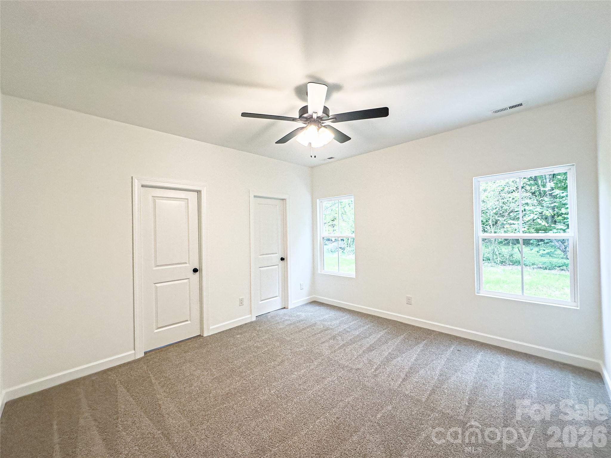 1129 Grady Street Property Photo 17