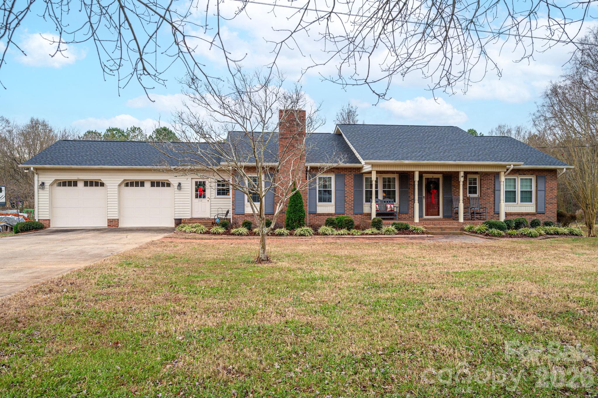 113 Old Stagecoach Road Property Photo 1