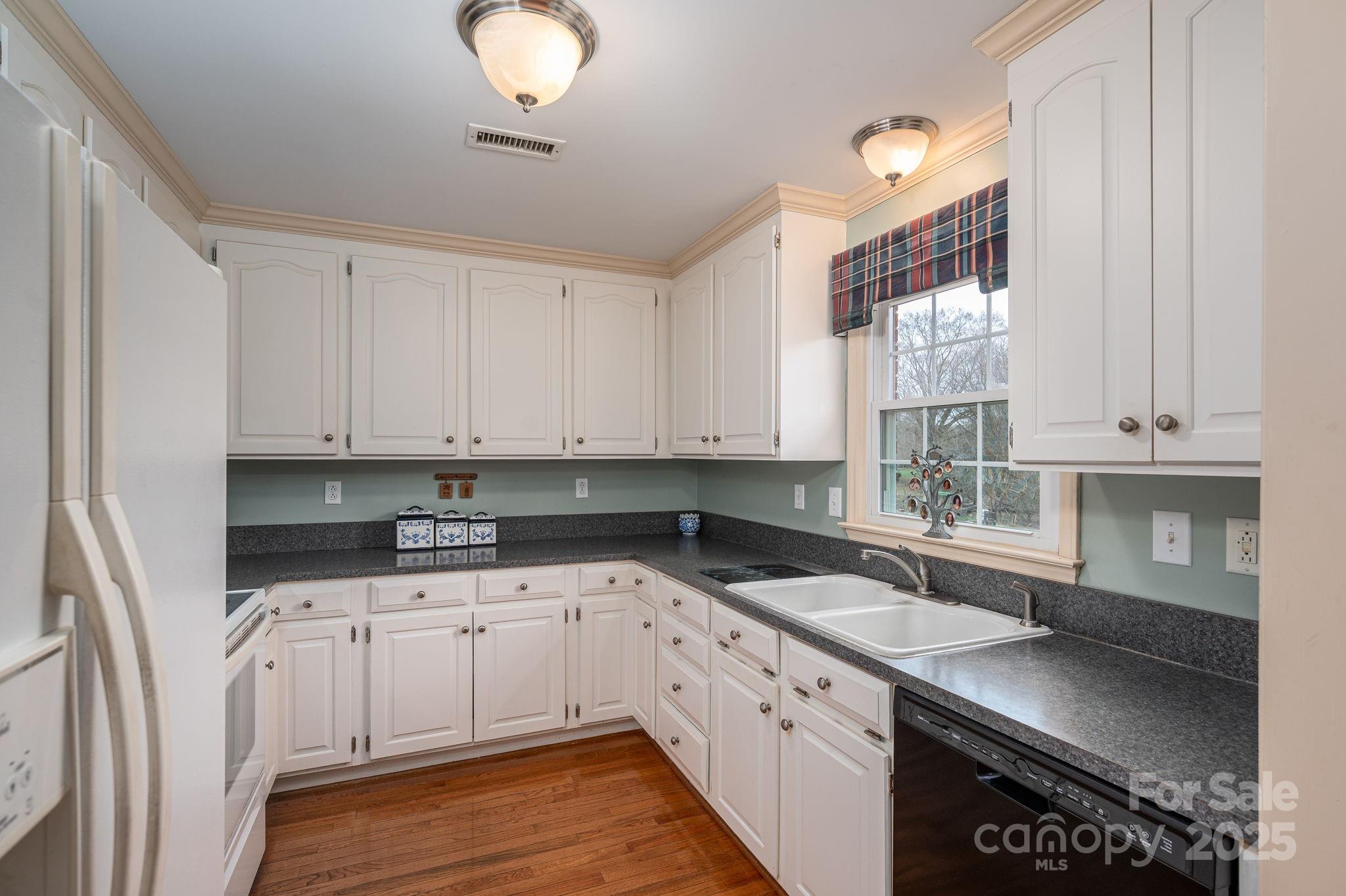 113 Old Stagecoach Road Property Photo 9