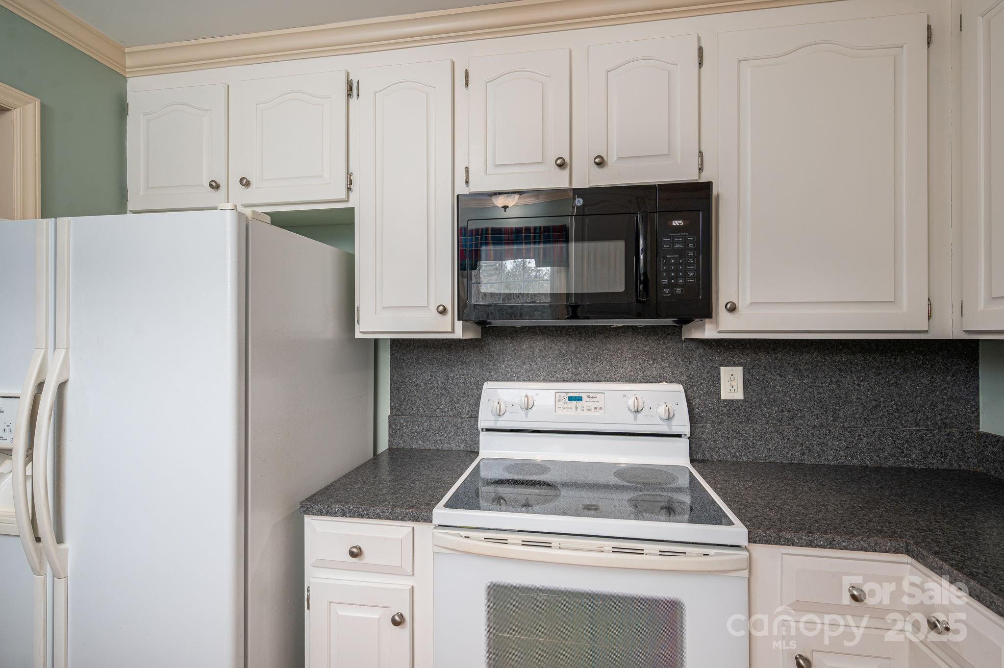 113 Old Stagecoach Road Property Photo 10