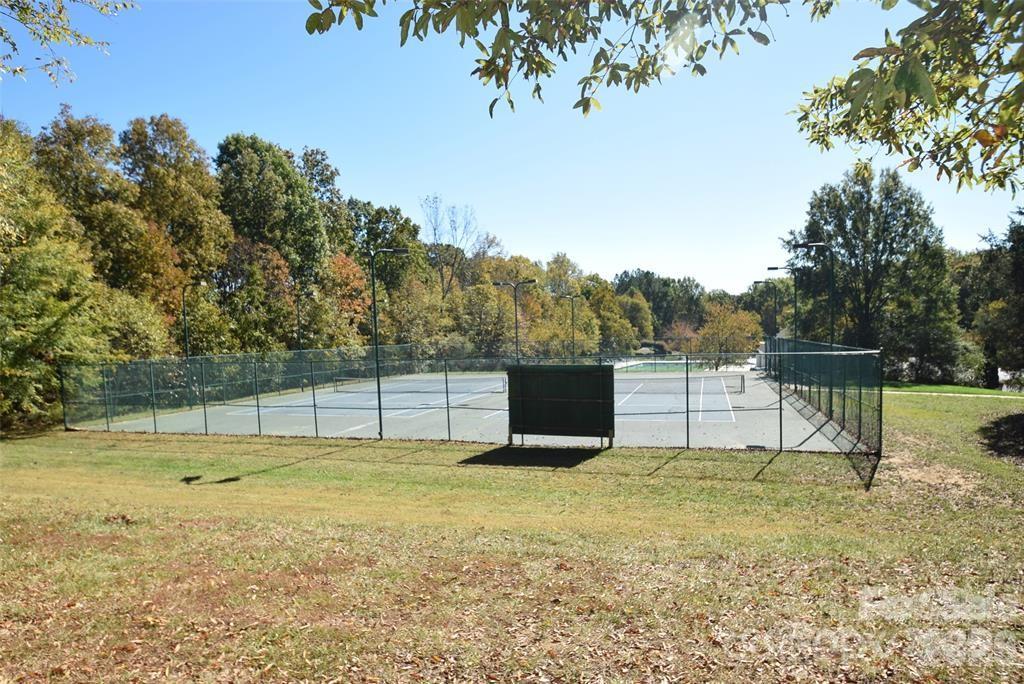 10214 Stoneykirk Lane Property Photo 31