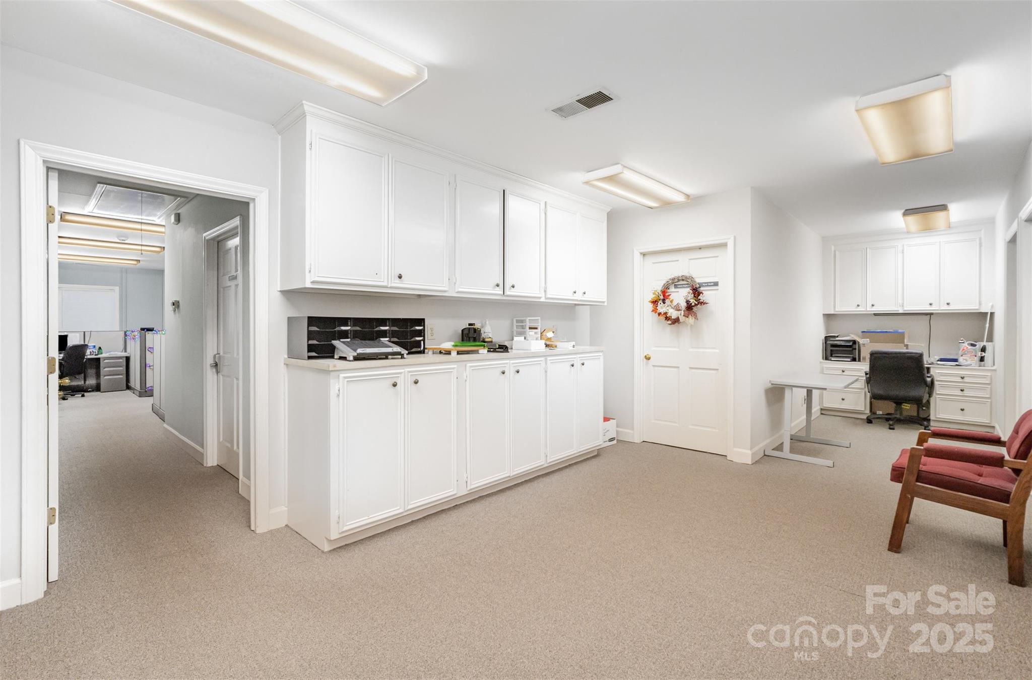 4523 Park Road Property Photo 18