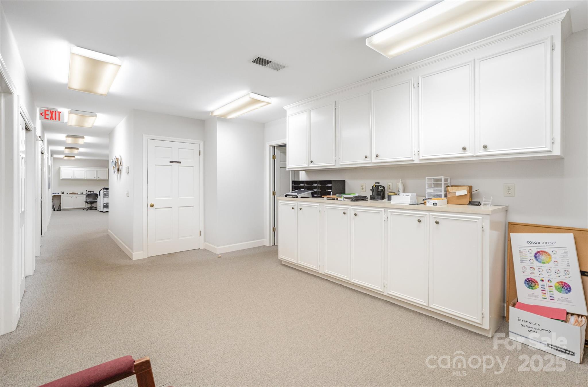 4523 Park Road Property Photo 19