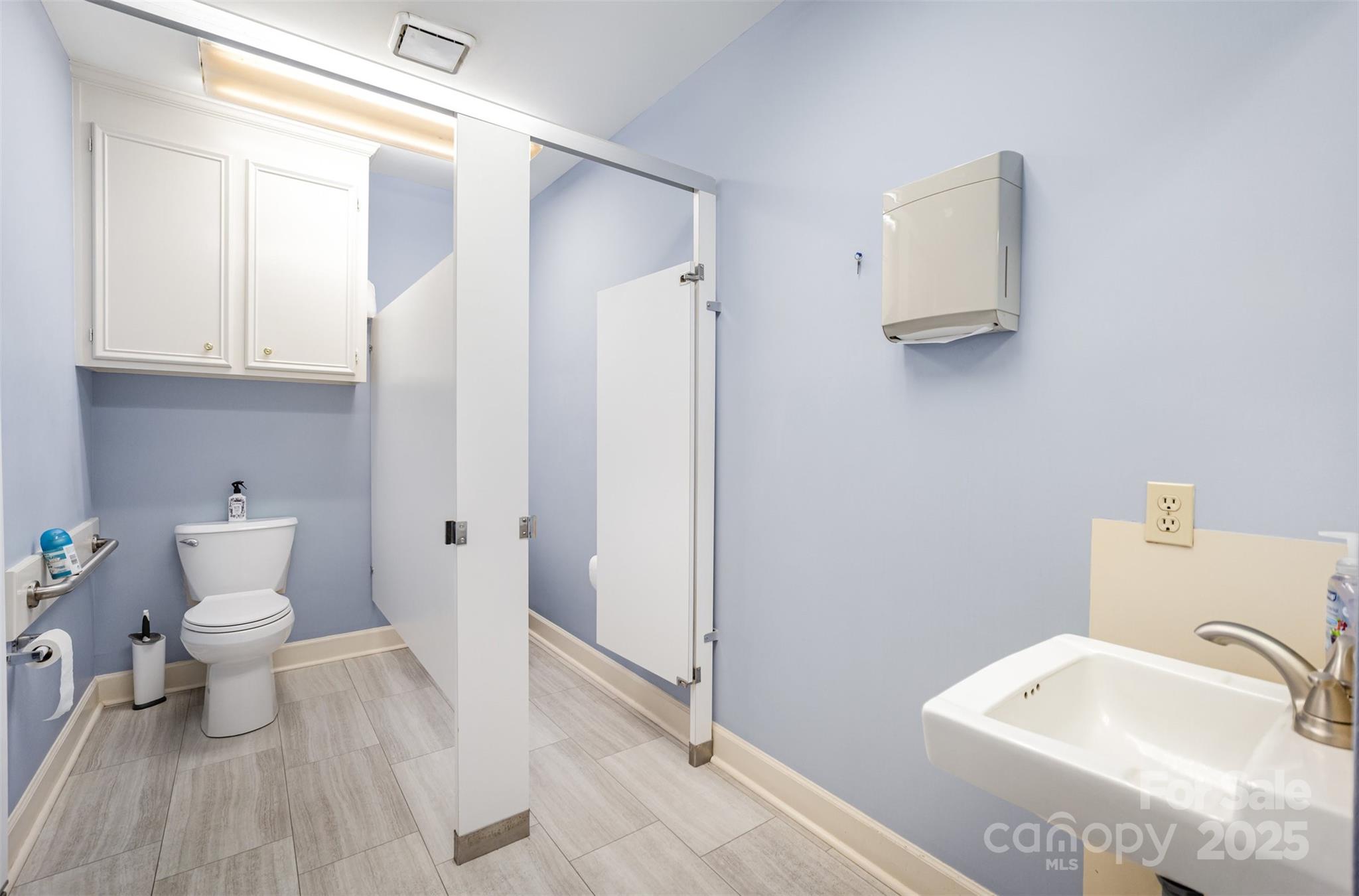 4523 Park Road Property Photo 46