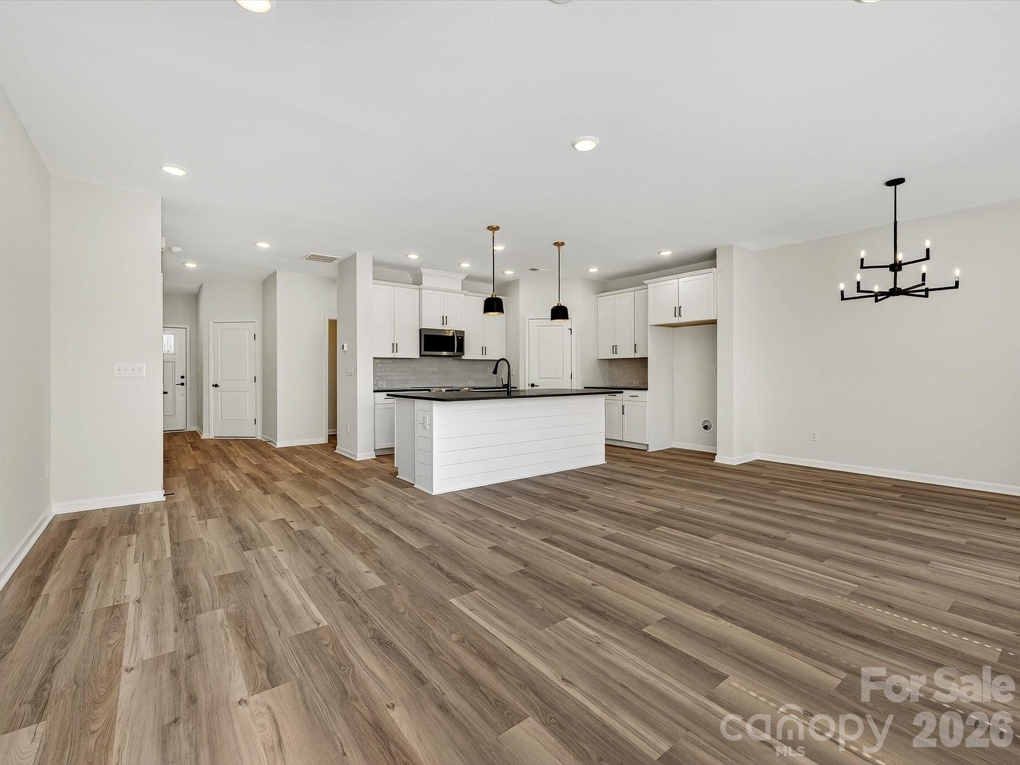 210 Quartz Hill Way Property Photo 2